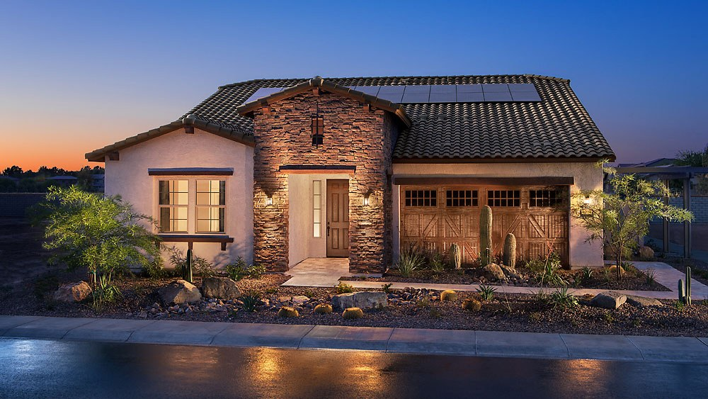 The Modern Arizona Home: How a Top-Rated Solar and Roofing Company in Phoenix, AZ Makes It All Work Together Premium Arizona home with rooftop solar panels highlighting clean design and whole-roof planning